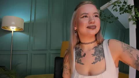 Eva online show from 12/02/24, 12:29