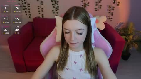 Snapshot of eva__thompson chatting on 06/24/26, 12:53 Eva online show from 06/24/26, 12:53
