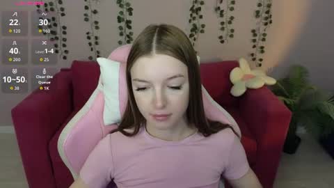 Snapshot of eva__thompson chatting on 07/12/26, 01:07 Eva online show from 07/12/26, 01:07