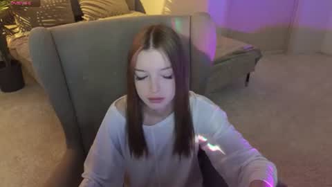 Snapshot of eva__thompson chatting on 07/15/26, 01:11 Eva online show from 07/15/26, 01:11