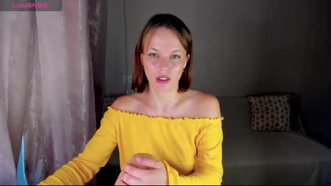 eva_aaaa online show from 09/25/25, 02:32