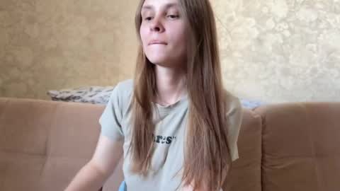 Eva Calvin online show from 06/03/26, 07:33