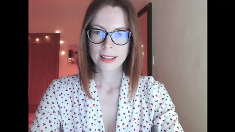 Eva online show from 10/16/25, 07:48