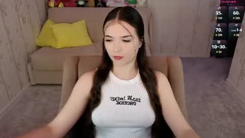 Snapshot of eva_davie chatting on 07/18/26, 01:48 Eva online show from 07/18/26, 01:48