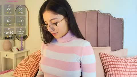 Snapshot of eva_depp chatting on 12/11/24, 10:25 Evaa Depp online show from 12/11/24, 10:25