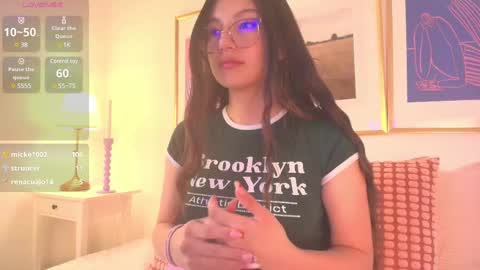 Snapshot of eva_depp chatting on 02/21/25, 03:10 Evaa Depp online show from 02/21/25, 03:10