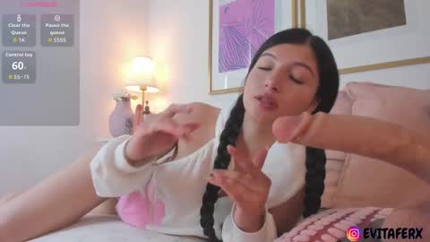 Snapshot of eva_depp chatting on 09/22/25, 01:57 Evaa Depp online show from 09/22/25, 01:57