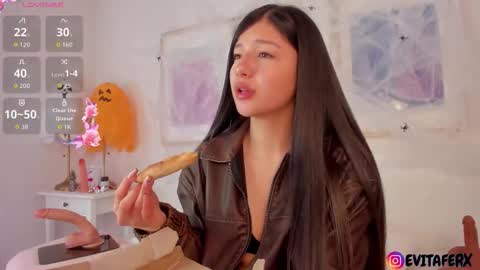 Snapshot of eva_depp chatting on 10/13/25, 01:22 Evaa Depp online show from 10/13/25, 01:22