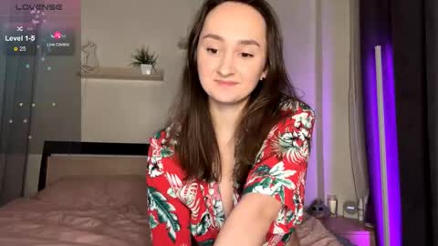 Snapshot of eva_elfis chatting on 10/09/25, 11:25 Eva  online show from 10/09/25, 11:25