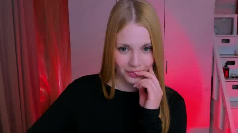 Eva online show from 04/30/26, 10:36