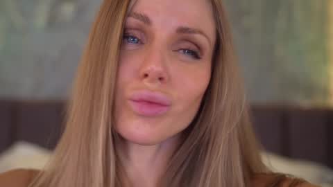 Eva online show from 01/11/25, 06:45