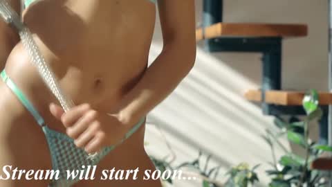 Eva online show from 12/02/25, 06:36