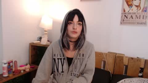 E V A online show from 12/04/24, 02:20