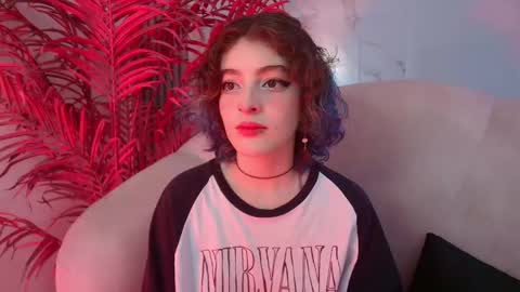 E V A online show from 12/02/25, 08:26