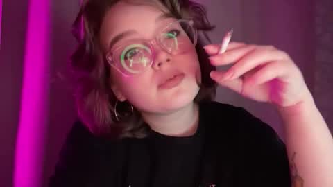 eva_kittenn online show from 11/03/25, 05:47