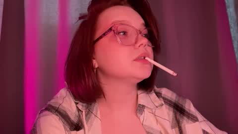 eva_kittenn online show from 11/29/25, 10:18