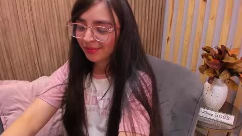 Angelinne online show from 02/02/25, 09:51