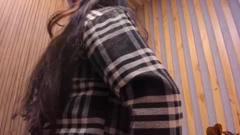 Angelinne online show from 02/20/25, 05:44