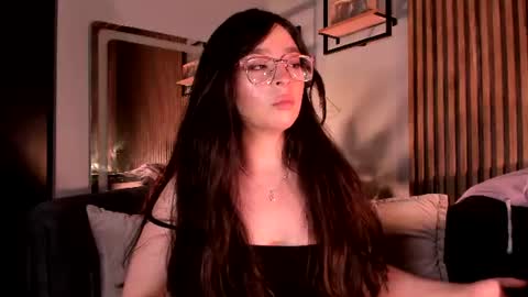 Angelinne online show from 07/28/26, 10:53
