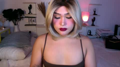 Queen Eva Mazikeen online show from 11/14/25, 08:07