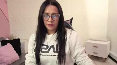 Snapshot of eva_mermaid chatting on 06/26/26, 02:21 Eva online show from 06/26/26, 02:21