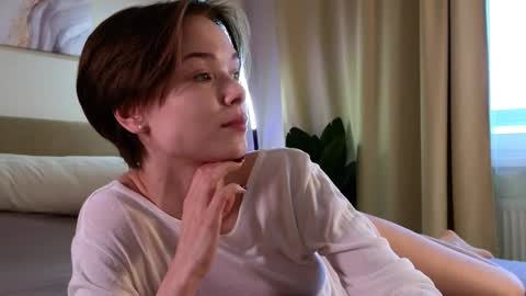 Eva online show from 03/03/25, 12:27