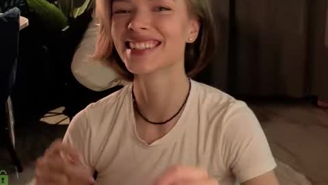 Eva online show from 01/17/26, 04:43