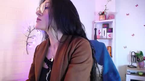 Eva Notty  online show from 09/12/25, 01:22