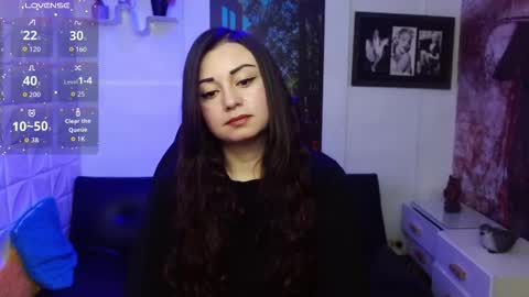 Eva online show from 11/11/25, 03:56