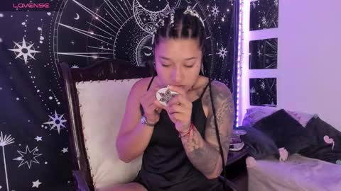 Eva  online show from 09/25/25, 06:17