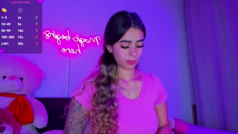 Eva Shinee online show from 10/30/25, 12:39