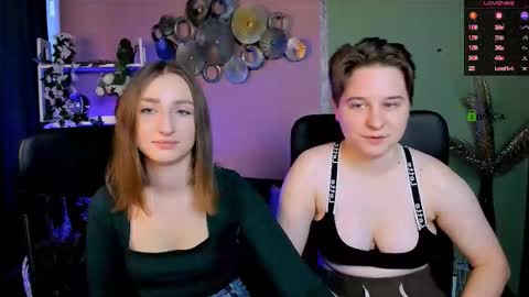 Eva online show from 11/13/25, 08:02