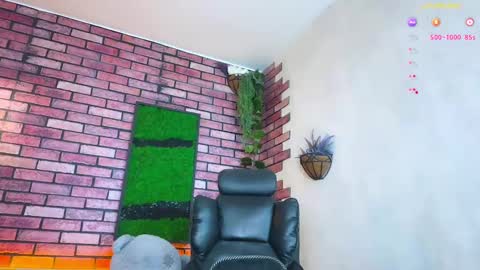 Eva online show from 03/11/25, 02:43