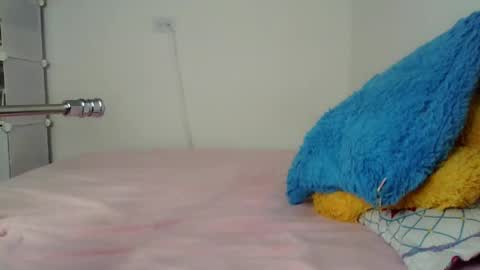 Estefania online show from 09/14/25, 05:01