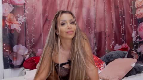 Snapshot of eva_sweetyx chatting on 09/26/25, 06:23 Eva online show from 09/26/25, 06:23