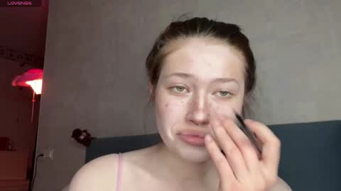 eva varnerr online show from 04/04/26, 08:50