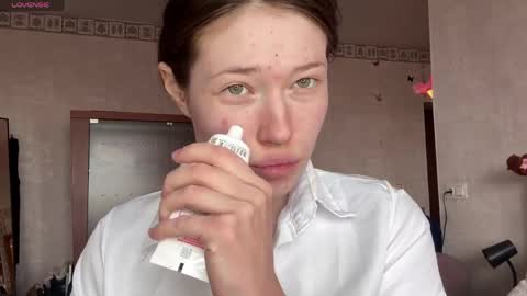 eva varnerr online show from 04/18/26, 11:25