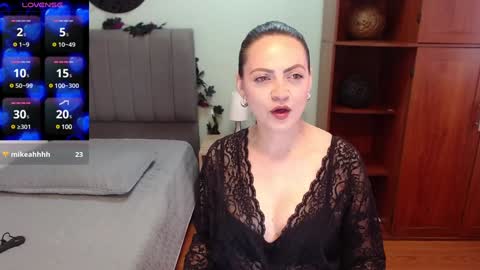 Eva online show from 12/12/24, 01:17