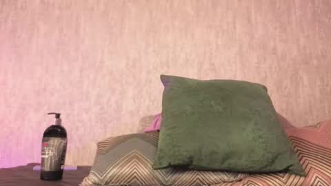 Eva online show from 11/14/25, 08:40