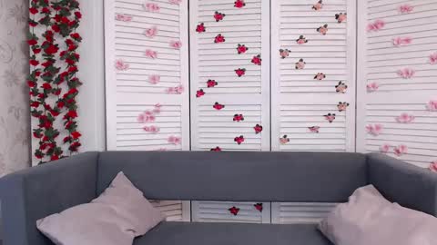 Eva online show from 11/26/25, 07:53