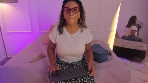  Eva  online show from 04/29/26, 08:15