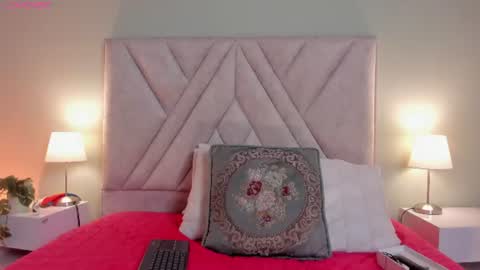 Snapshot of evaa_mills chatting on 06/29/26, 01:55 Eva online show from 06/29/26, 01:55