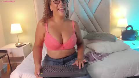 Snapshot of evaa_mills chatting on 07/14/26, 08:25 Eva online show from 07/14/26, 08:25