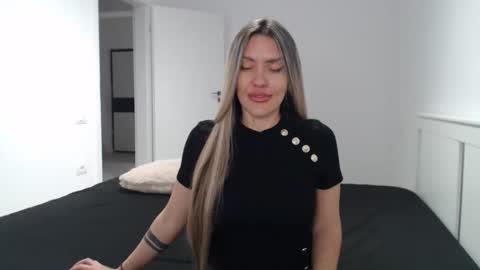 EvaBomb online show from 01/29/25, 09:17