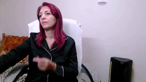 EvadesireONE online show from 03/14/26, 08:47