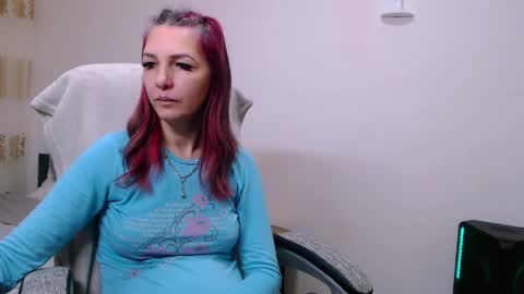 EvadesireONE online show from 04/11/26, 08:18