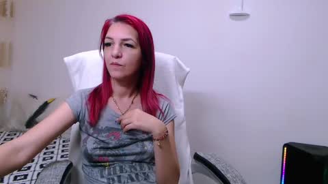 EvadesireONE online show from 06/02/26, 07:16