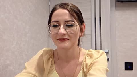 Snapshot of evadevis chatting on 05/12/26, 07:44 EvaDevis online show from 05/12/26, 07:44