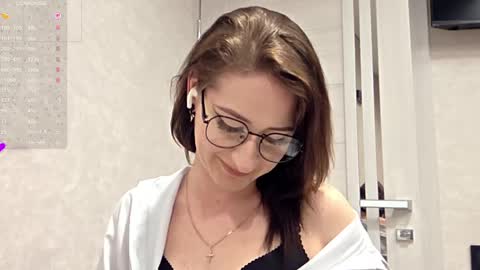 Snapshot of evadevis chatting on 05/19/26, 07:31 EvaDevis online show from 05/19/26, 07:31