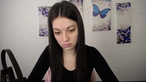 Eva online show from 04/14/26, 11:05